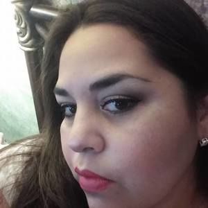 Meet your Posher, Claudia